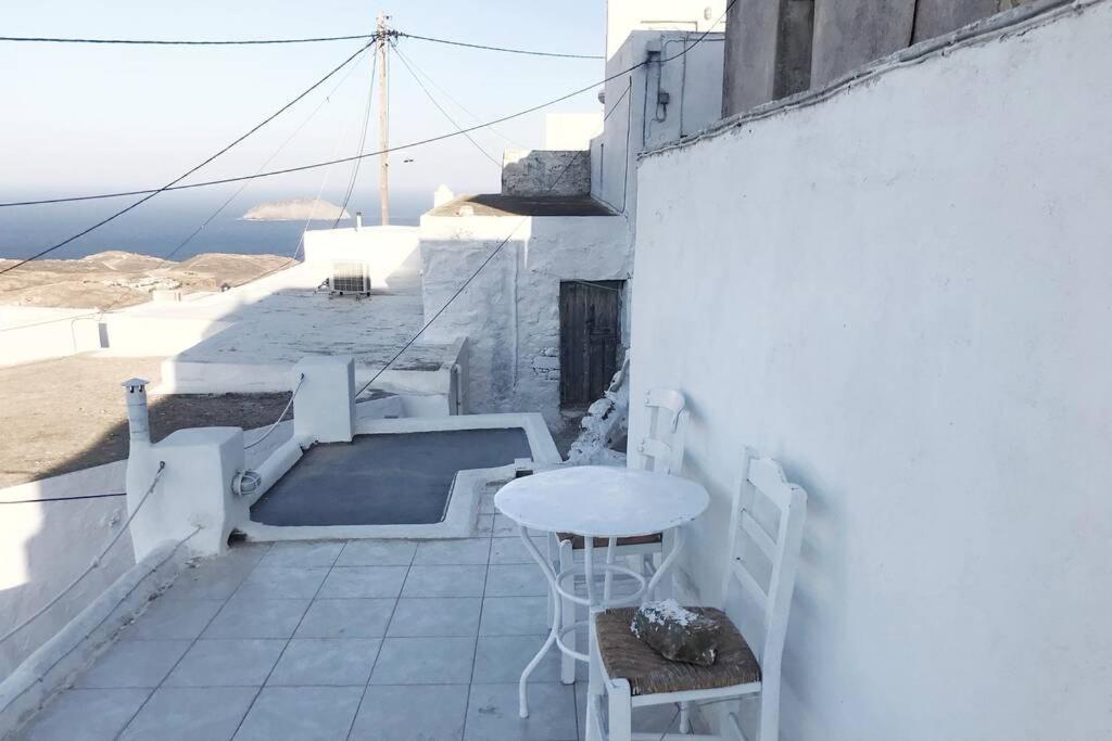 Little Cactus Vila Serifos Town Exterior foto
