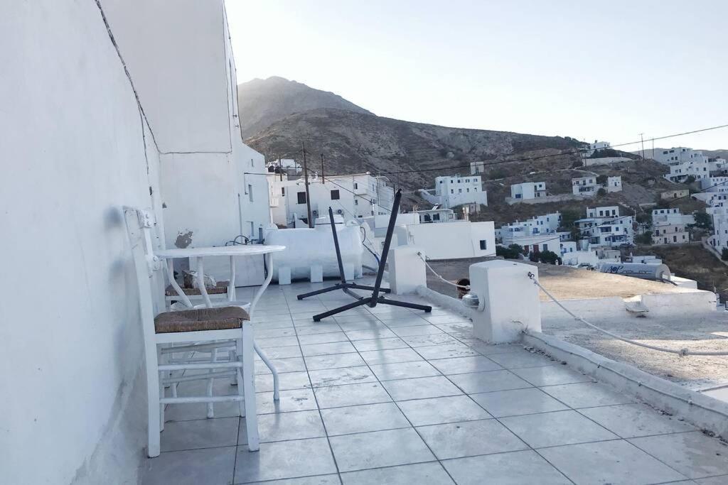 Little Cactus Vila Serifos Town Exterior foto